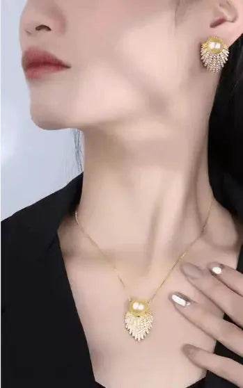 fritillaria pearl pendant set