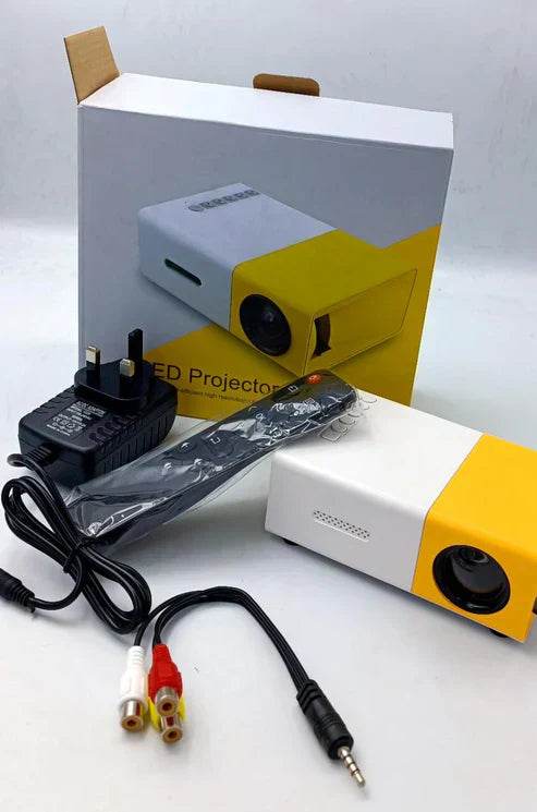 mini projector yg-300